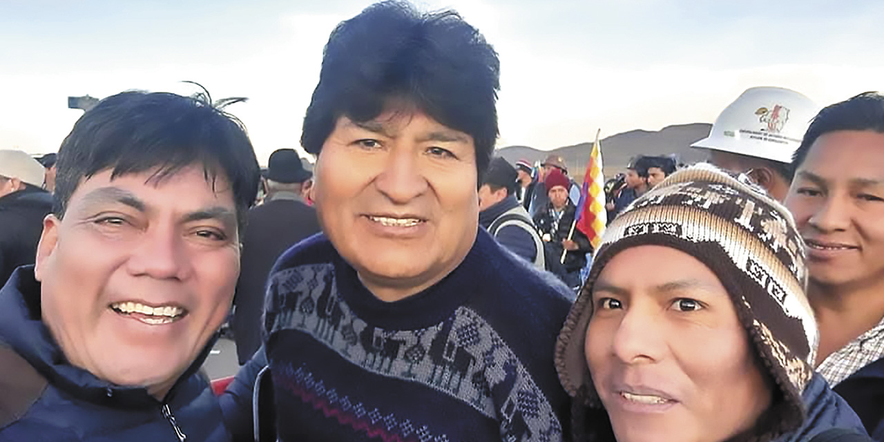 Héctor Arce, Evo Morales y Leonardo Loza.  | Foto: RRSS