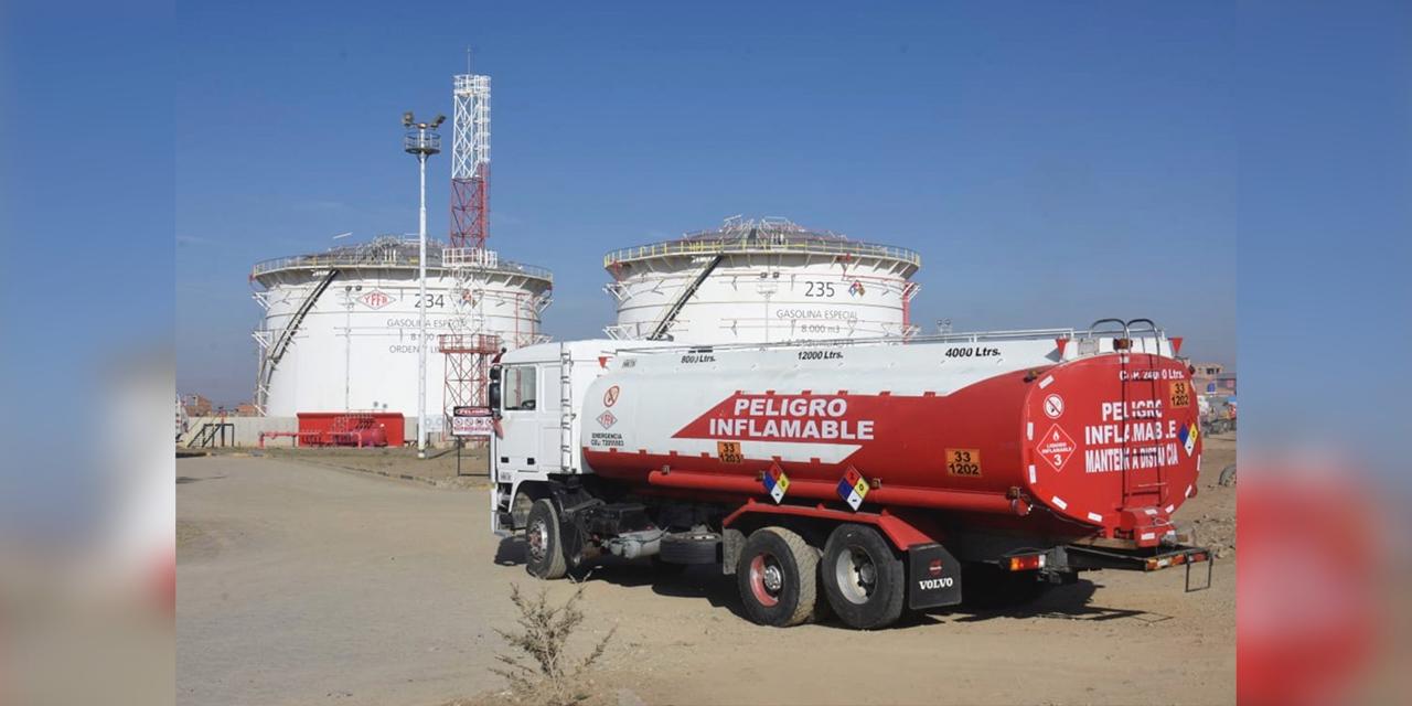 Cisterna que transportaba diésel y pretendía realizar la venta ilegal