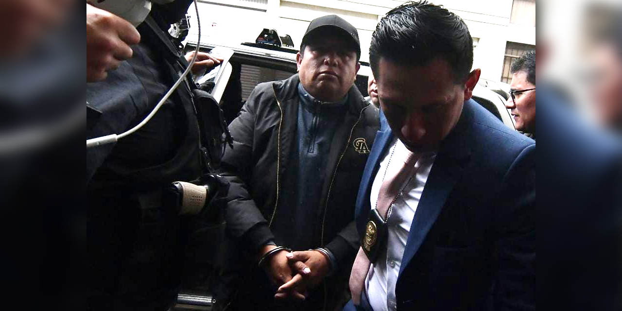 Exejecutivo de la COB ingresa a la cárcel de San Pedro para cumplir seis meses de detención por presunta corrupción