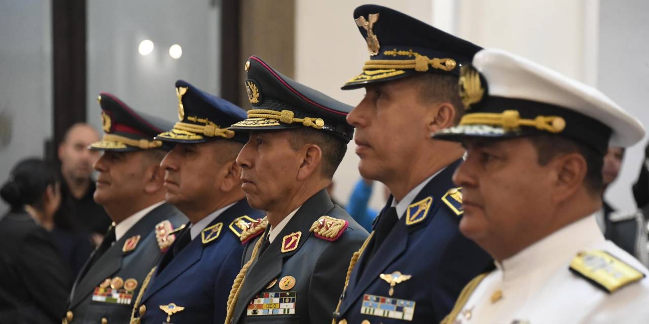 El nuevo Alto Mando Militar. Foto: Josué Cortez