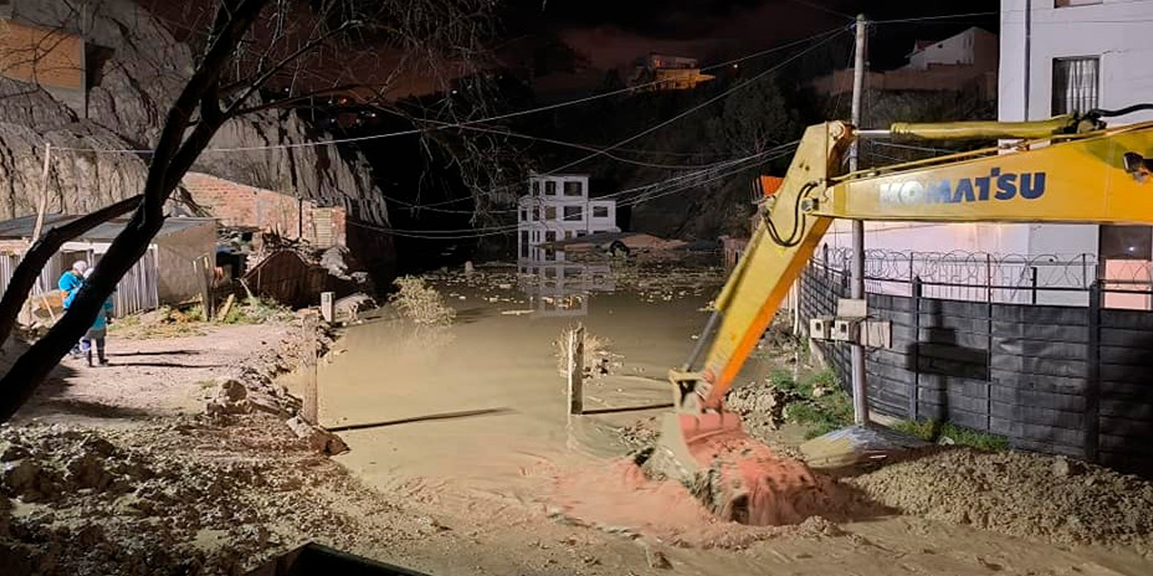 La persistente lluvia se prolongó hasta este domingo. Foto: Alcaldía de La Paz