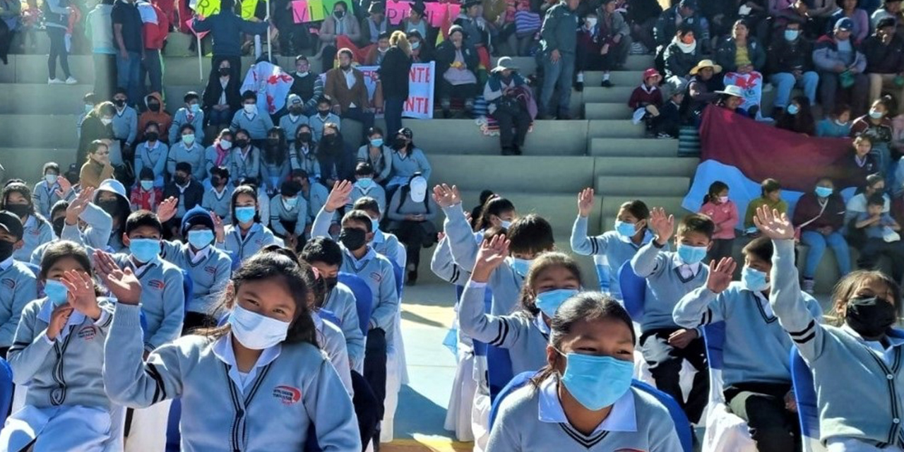 Estudiantes podrían entrar en horario de invierno adelantado en La Paz. (Foto: ABI)