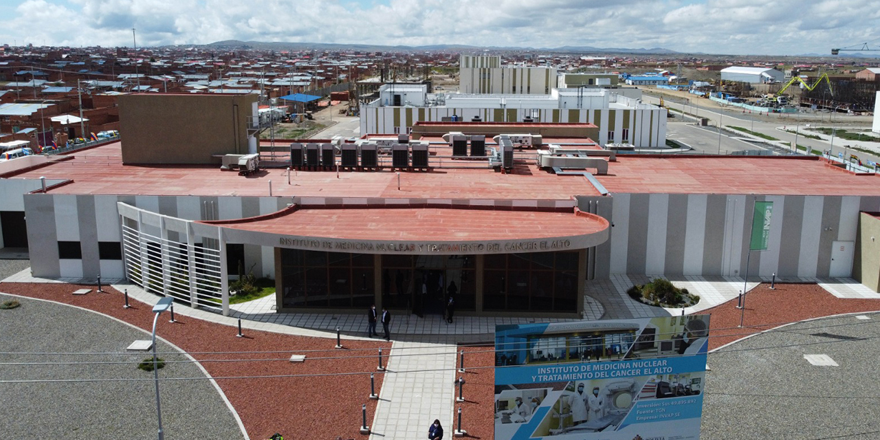 El Centro de Medicina Nuclear y Radioterapia en la ciudad de El Alto.