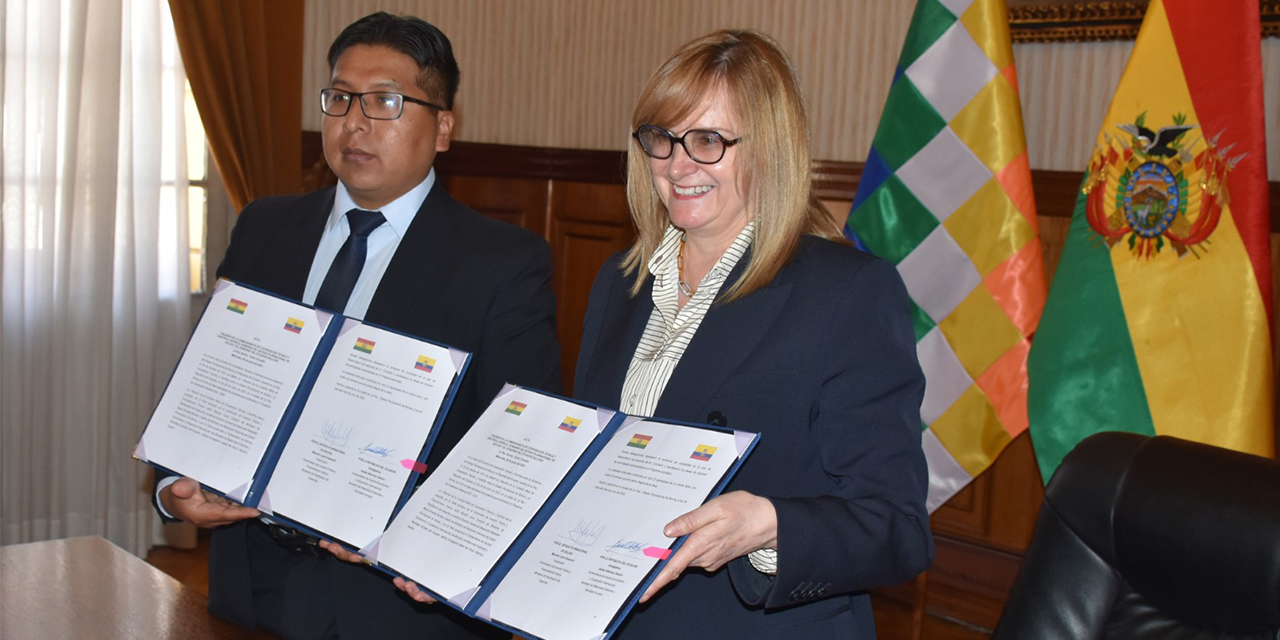 Bolivia y Ecuador aprueban programa de cooperación técnica y científica