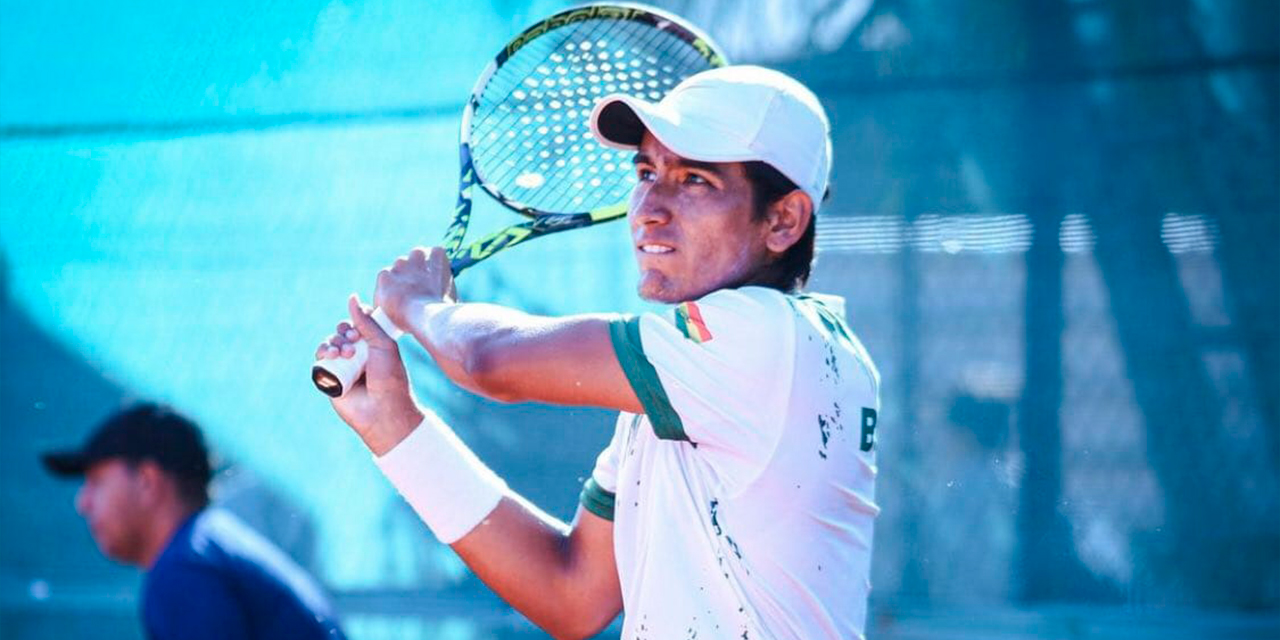 El tenista nacional Raúl García ganó el primer punto del duelo ante Bermuda.