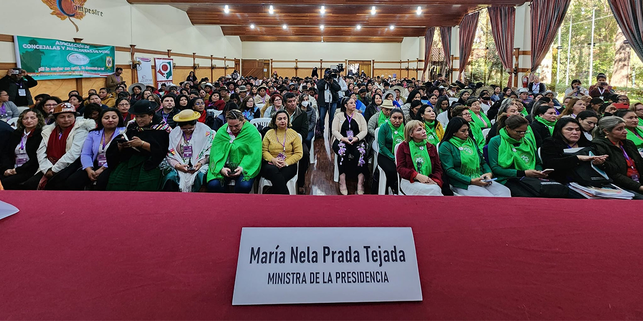 Cumbre de alcaldesas y concejalas generará propuestas sobre los derechos políticos de las mujeres