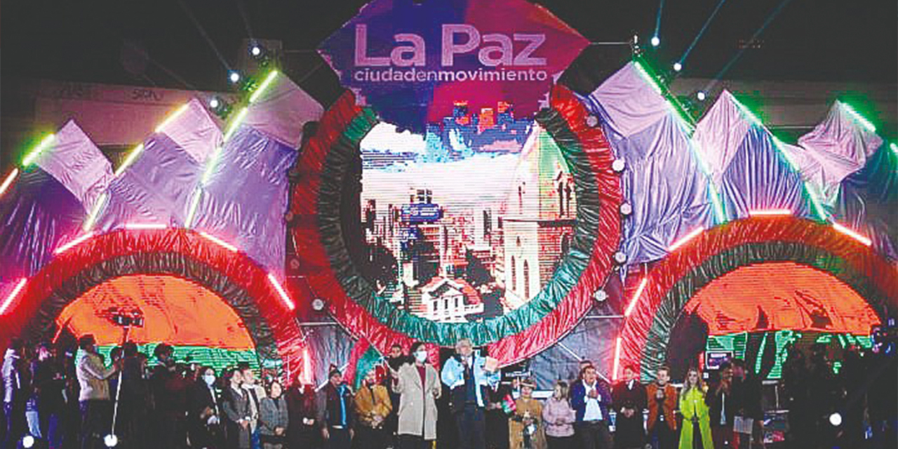 Escenario de la verbena paceña 2022.  Foto: Amun