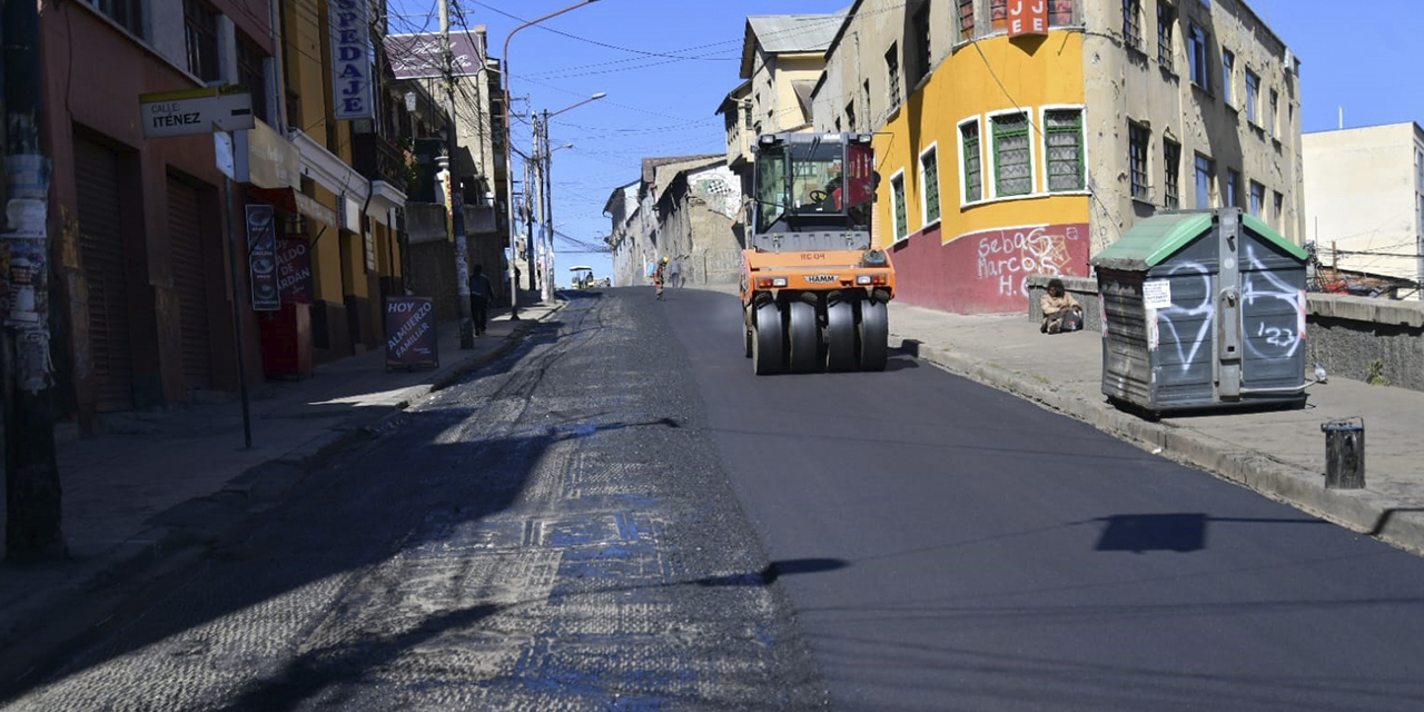 Se denunció que solo el 5% de lo ejecutado por la alcaldía va a obras. (Foto: RRSS)