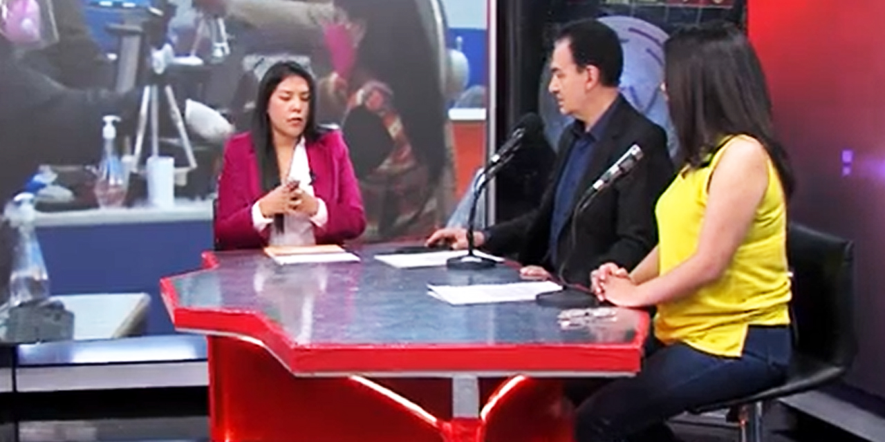 La directora nacional del Segip, Patricia Hermosa, en el programa Contra Golpe. 