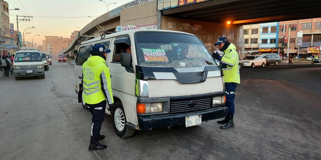 Controles del pasaje en la urbe alteña. Foto: Gamea