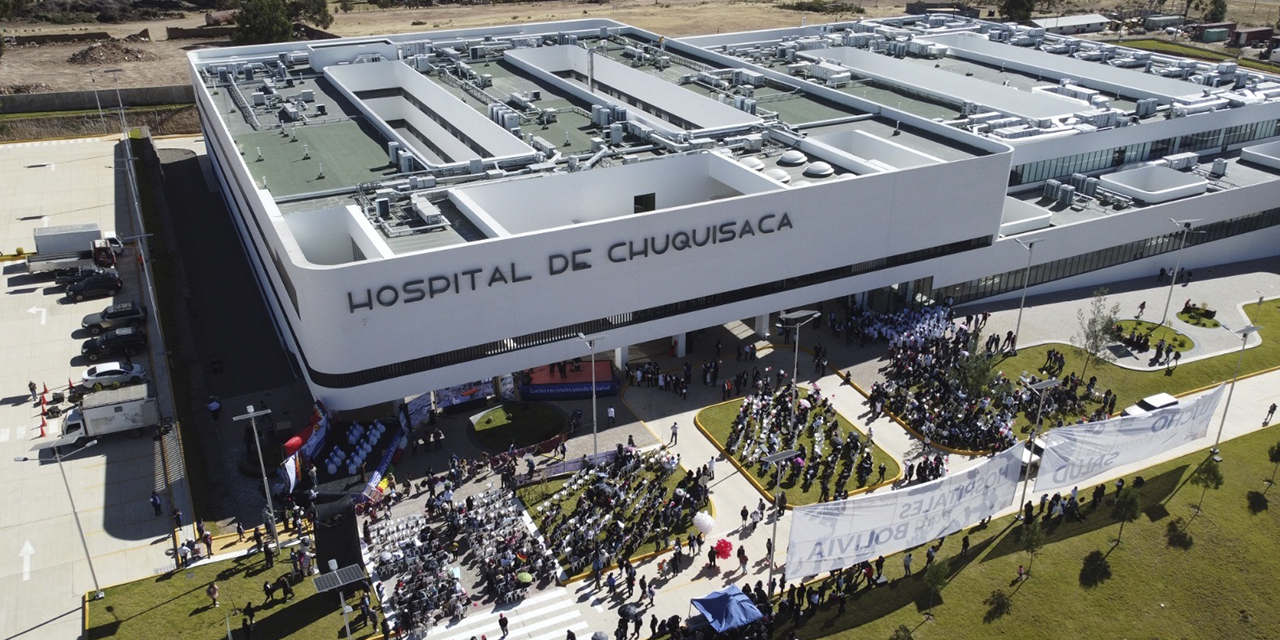 El hospital Lajastambo, en Chuquisaca, durante su entrega.