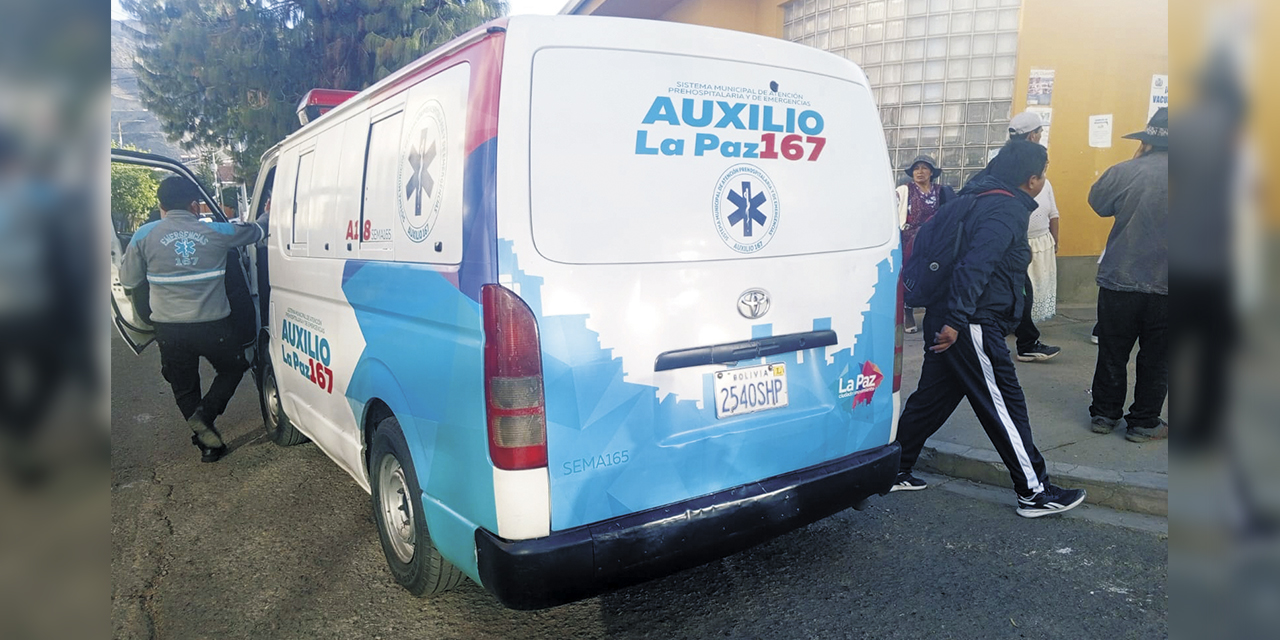 Las estudiantes más afectadas fueron llevadas a centros médicos municipales. | Foto: RRSS