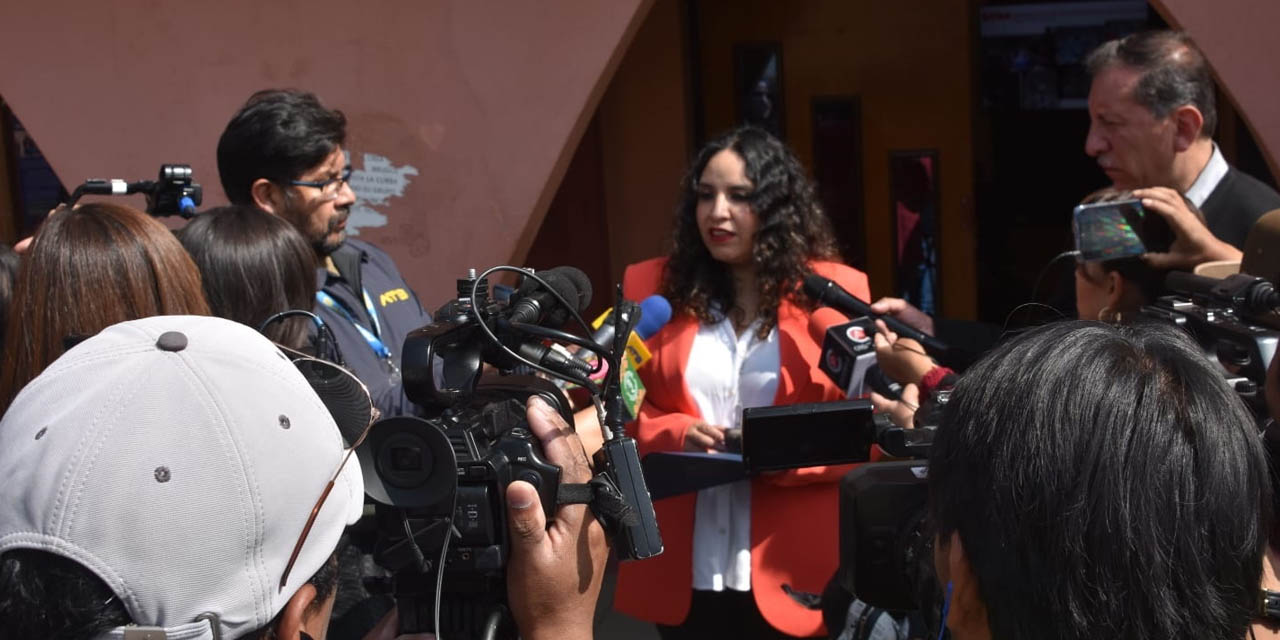 La ministra de Salud, María Renée Castro, durante un encuentro con los medios.  | Foto: MSyD