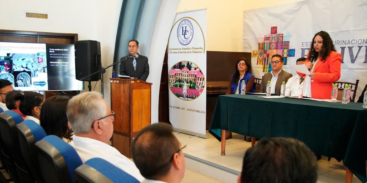 La Ministra de Salud participó en la clausura de las “Terceras Jornadas de Cirugías de Tumores Selares”. Foto: Ministerio de Salud