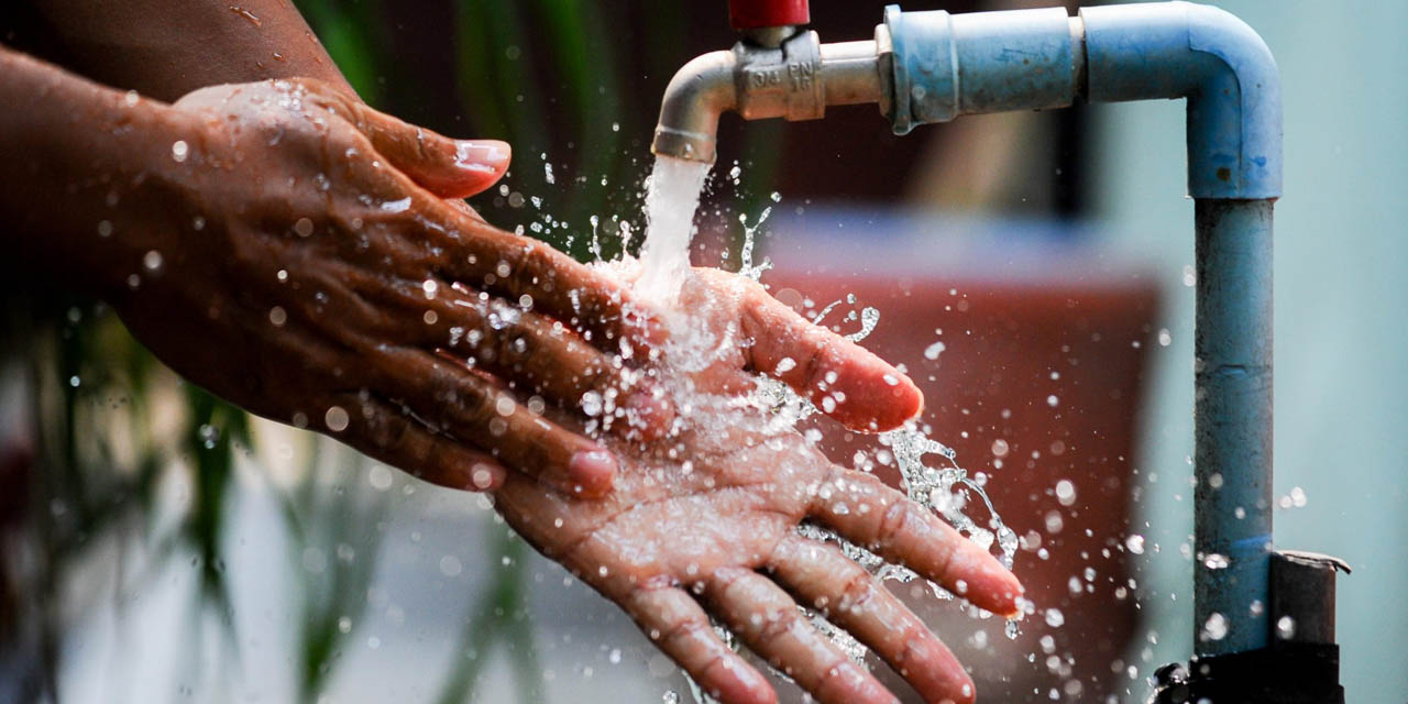 Instan al uso racional del agua. Foto: archivo ABI