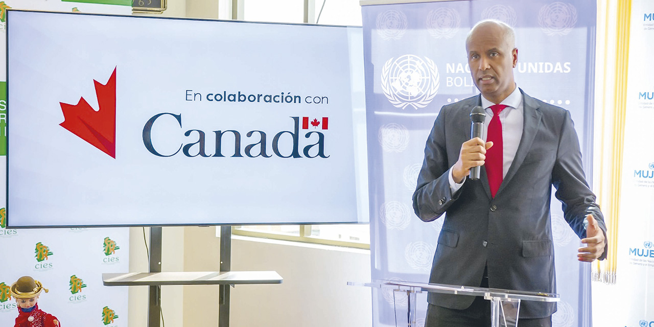 Ahmed Hussen, ministro de Desarrollo de Canadá.| Foto: ABI