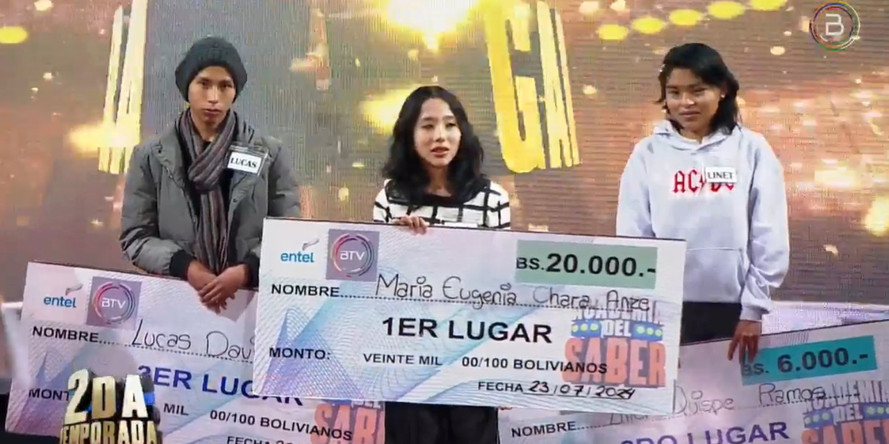 Los tres ganadores de la "Academia del Saber" Potosí. Imagen: Captura Bolivia Tv.