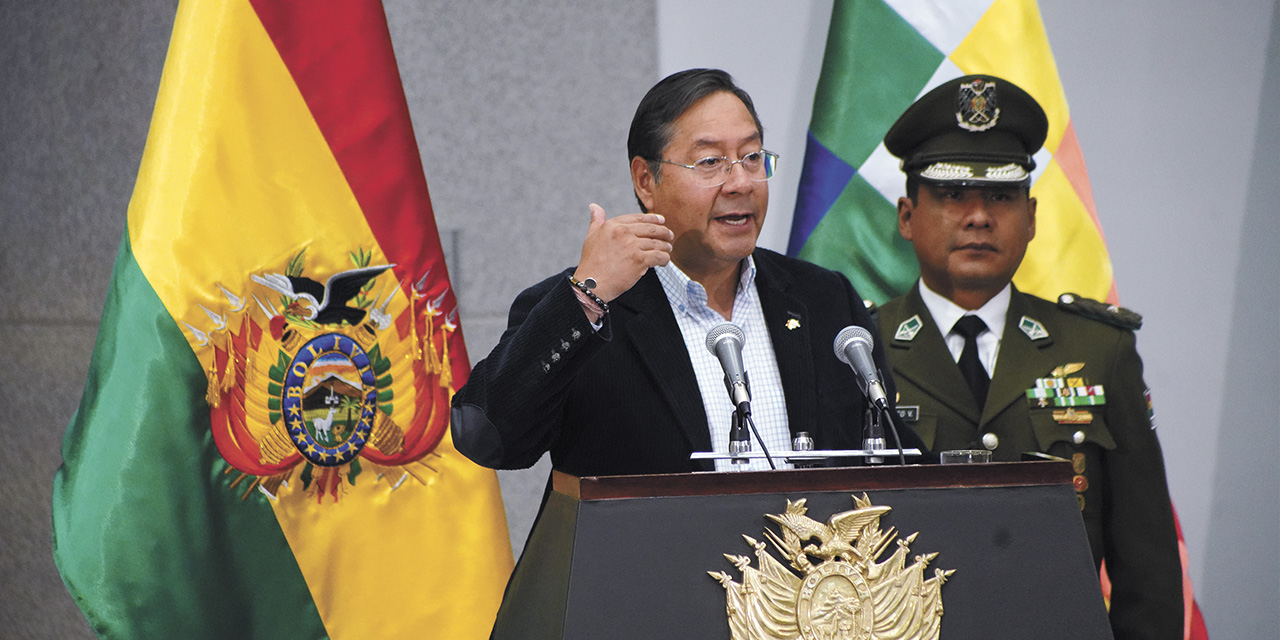 El presidente Luis Arce, durante el lanzamiento del Congreso Plurinacional de Educación. |  Foto: Jorge Mamani