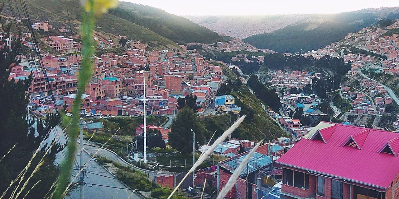 Vecinos de Villa de las Nieves luchan por legalizar su derecho propietario. Foto: Archivo