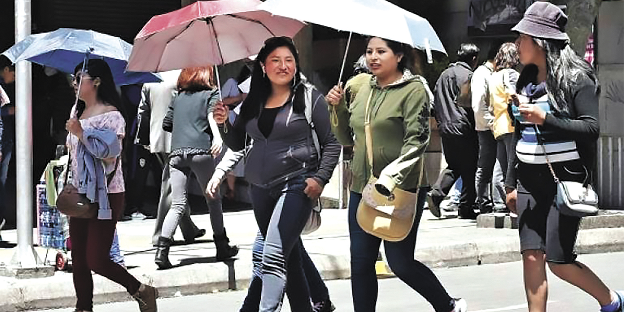 Ola de calor en seis regiones del país.