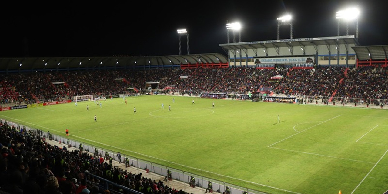 Estadio de El Alto. Foto archivo: Alcaldía de El Alto