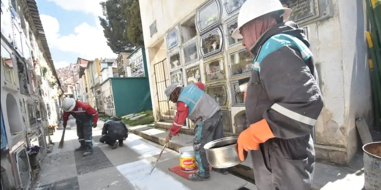 Suspenden dos servicios en el Cementerio General por preparativos para Todos Santos