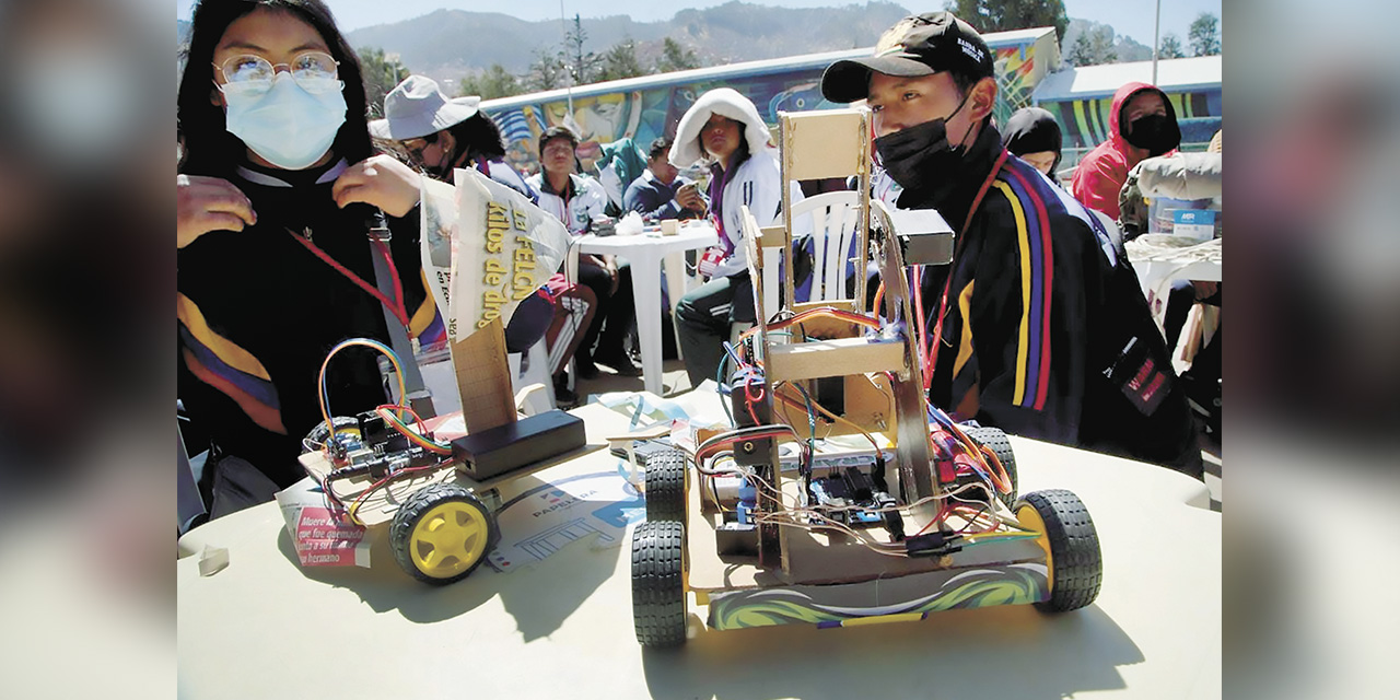 Jóvenes se aprestan a participar en el campeonato. | Foto: ABI