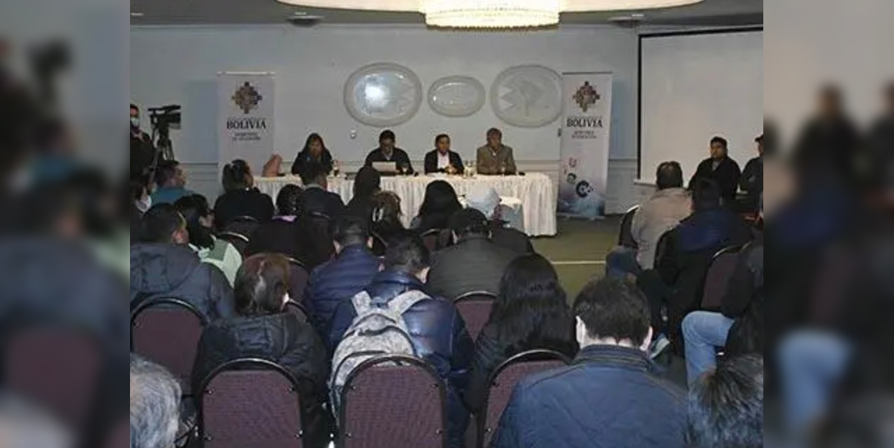 Magisterio Urbano en reunión con autoridades del Ministerio de Educación