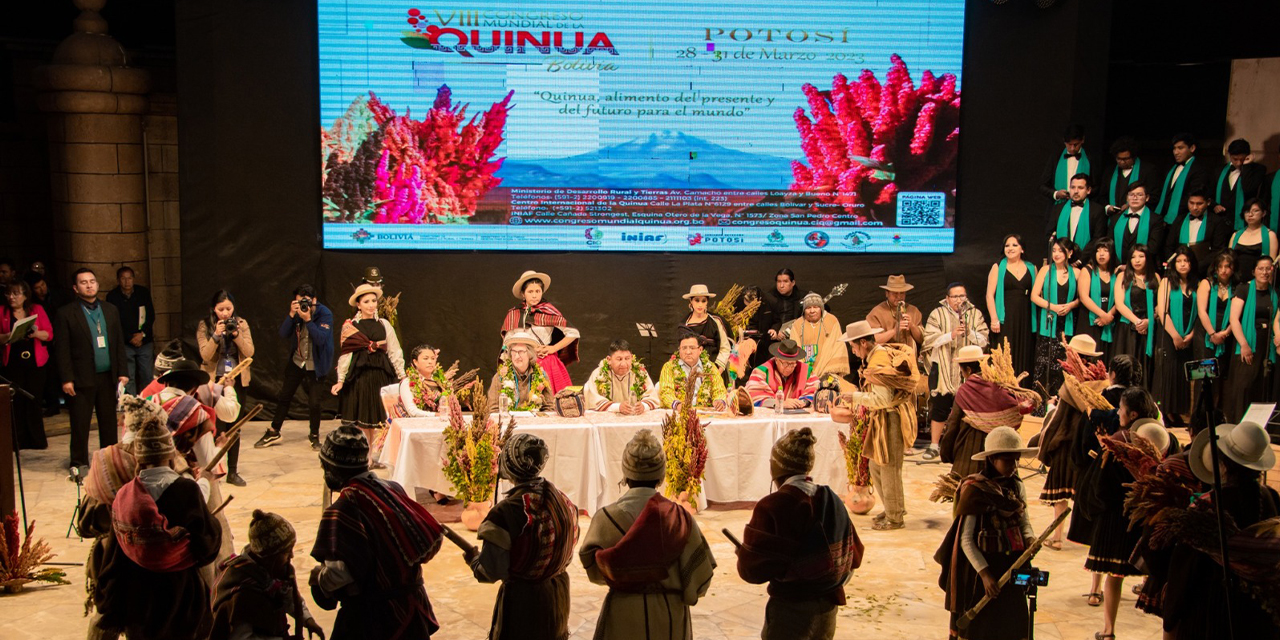 La clausura del VIII Congreso Mundial de la Quinua, en Potosí. (Foto: RRSS)