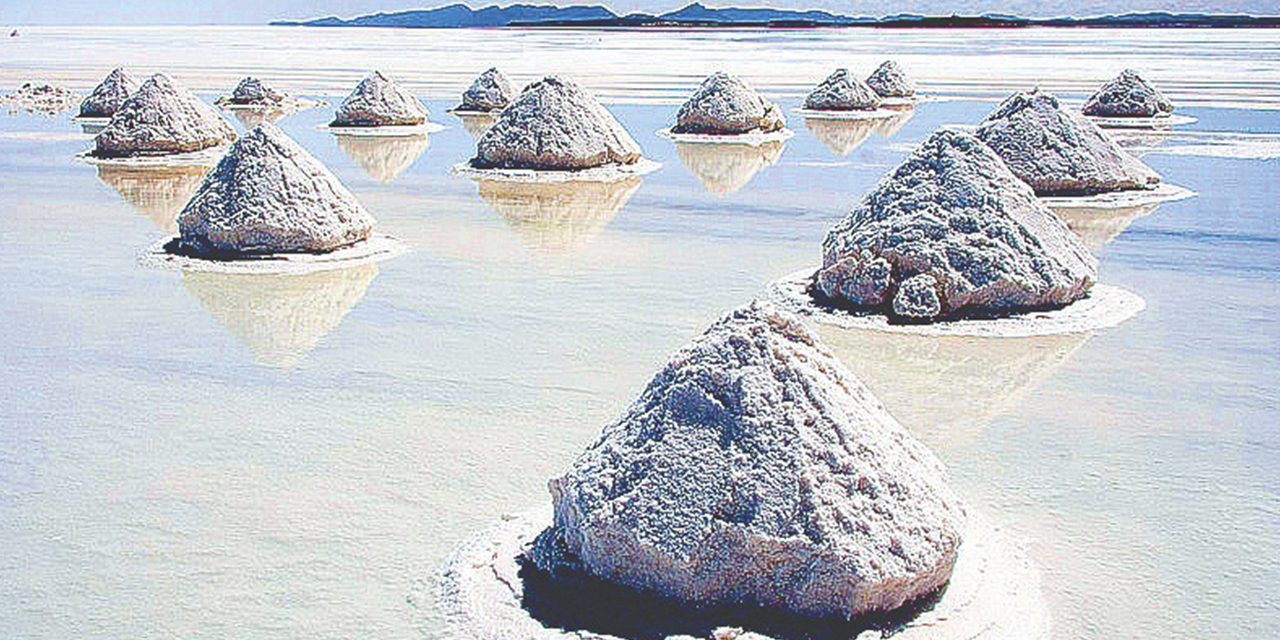 El salar de Coipasa, en el departamento de Oruro. (Foto: Archivo)