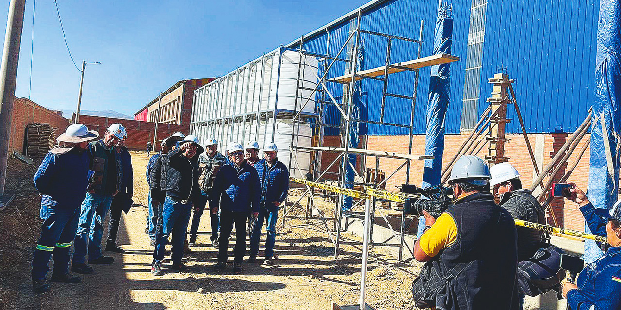 La planta en construcción se ubica en el departamento de Cochabamba. Foto: Hidrocarburos