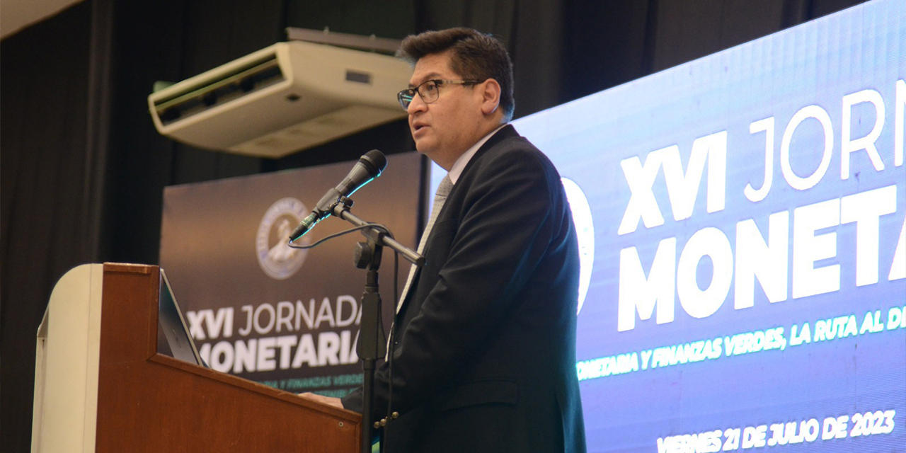 El ministro Marcelo Montenegro en la inauguración de la XVI Jornada Monetaria. Foto: Ministerio de Economía