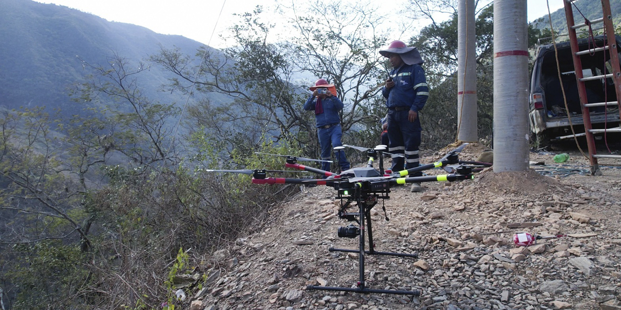 Los drones que empezó a utilizar ENDE. (Foto:Ende)