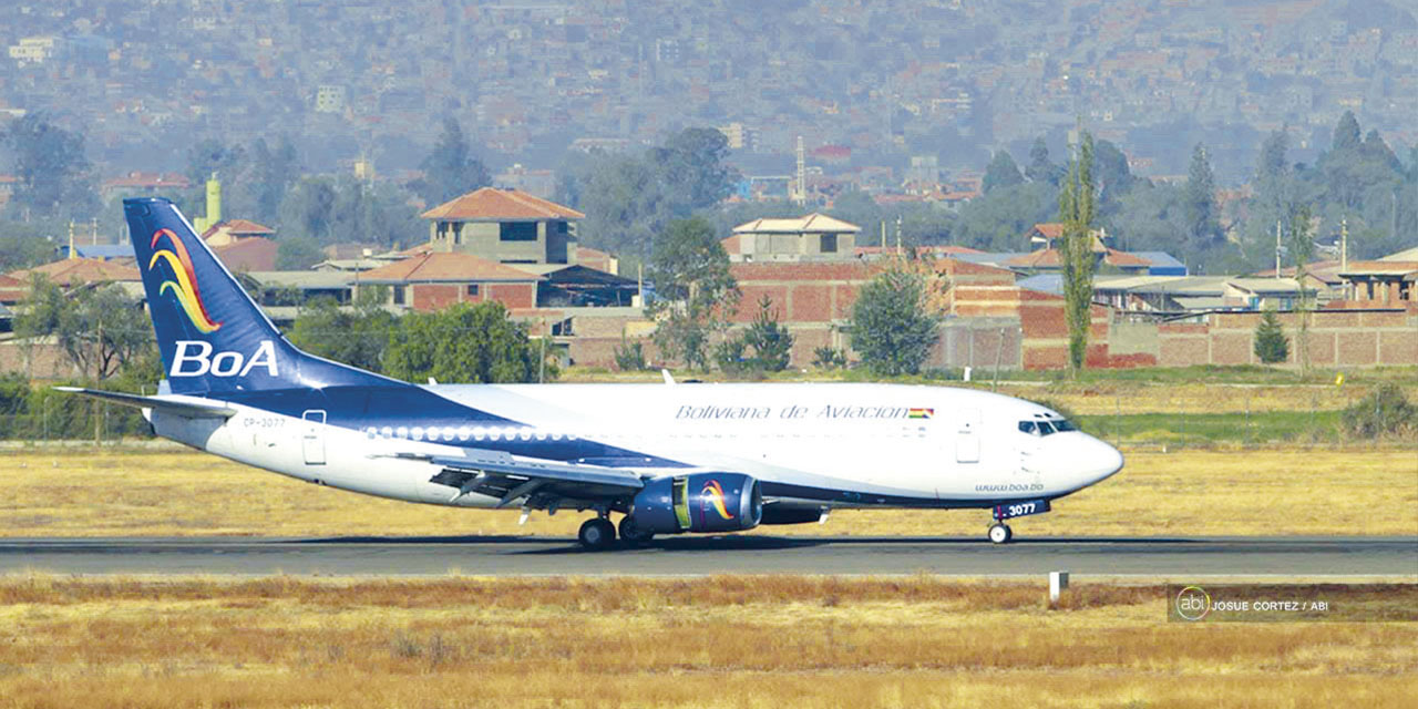  Se amplían los servicios de Boliviana de Aviación. | Foto: Archivo ABI