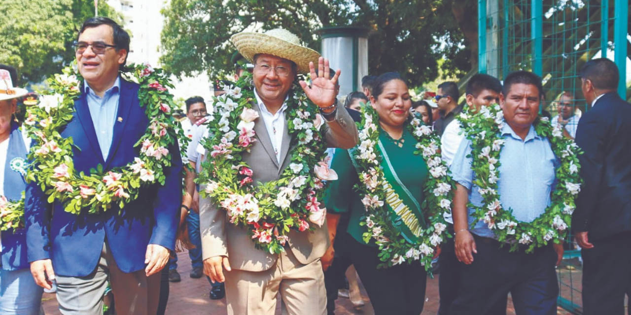 El Primer Mandatario, en un acto por el aniversario del grito libertario de Santa Cruz. | Foto: Presidencia