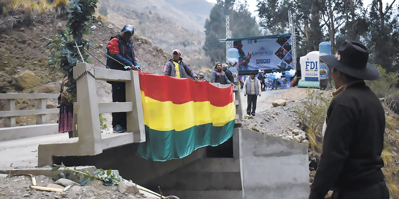 Uno de los puentes que integrará a los productores con los mercados.  | Foto: MDRyT