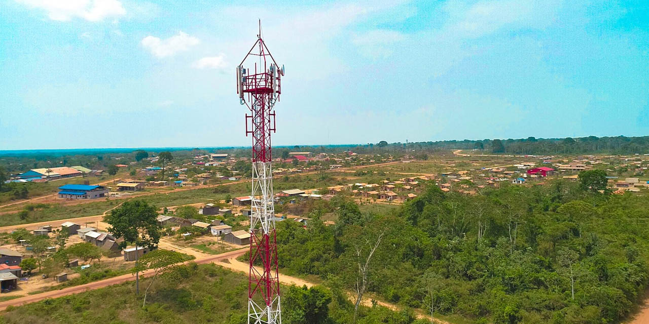 El Gobierno entregó radiobases en Pando. | Foto: Entel