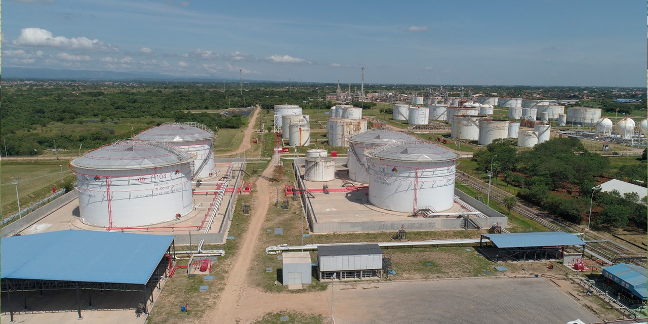 Planta de almacenaje de hidrocarburos de YPFB. Foto: Ministerio de Hidrocarburos