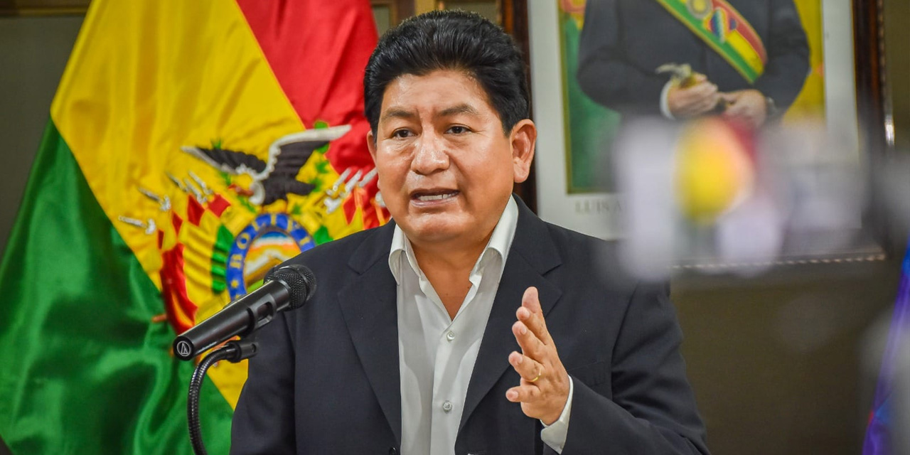 El ministro de Obras Públicas, Edgar Montaño. Foto: MOPSyV