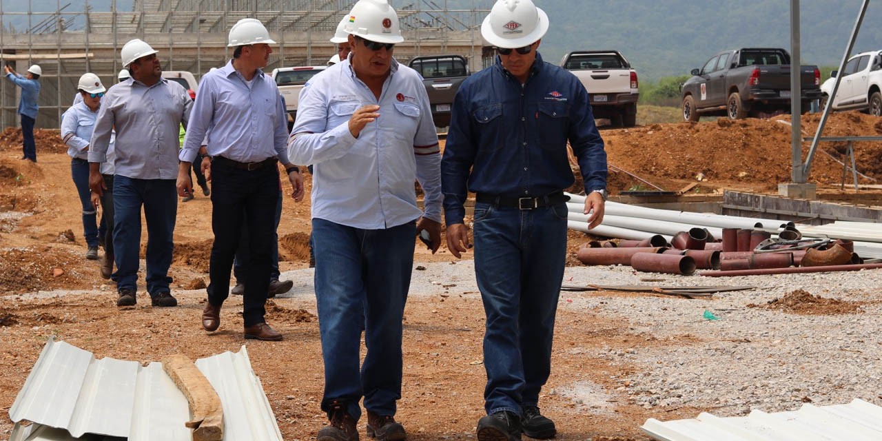 YPFB visitó las instalaciones del Complejo Siderúrgico, en Puerto Suárez. Foto: ESM.