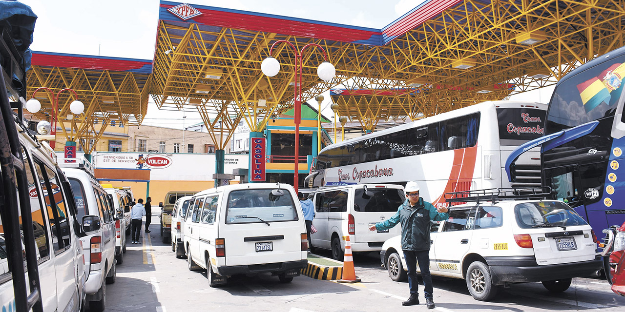 Controles de la comercialización de combustibles que realiza el personal de la ANH.