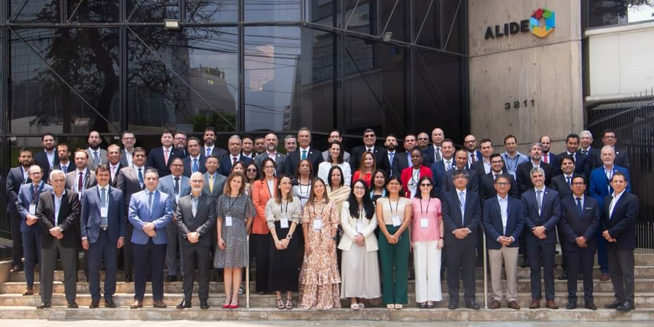 Reunión de jefes de instituciones financieras.