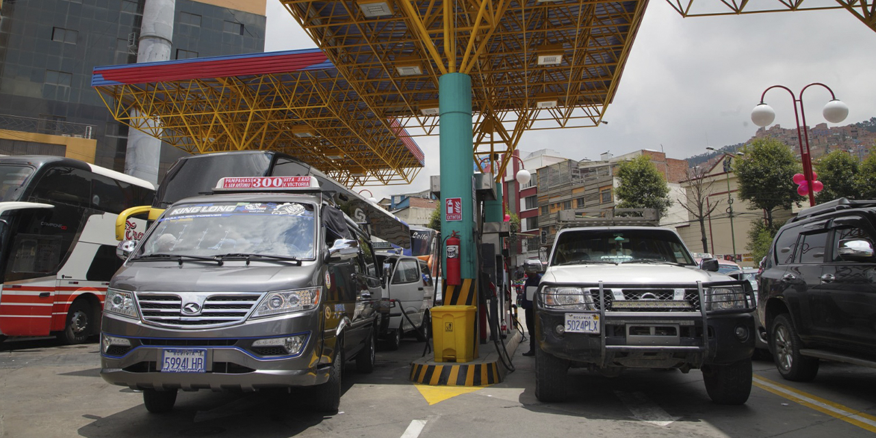 Se mantendrá la producción de la gasolina convencional