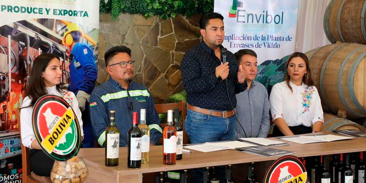 Acto de firma del acuerdo comercial