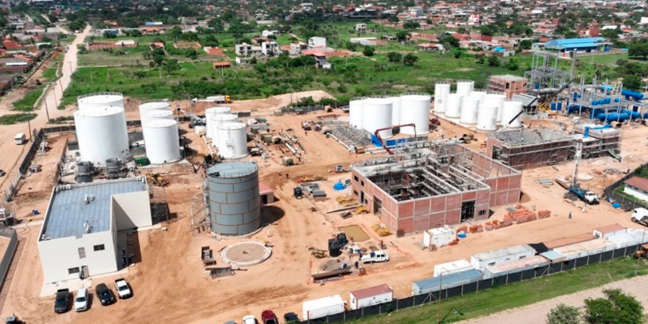 La Planta de Biodiésel 1 está ubicada en predios de la Refinería Guillermo Elder Bell, en Santa Cruz. Foto: Archivo