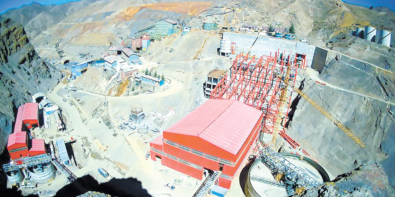 La Planta Concentradora de Zinc y Estaño se encuentra ubicada en el distrito minero de Colquiri, departamento de La Paz. Foto: Empresa Carlos Caballero