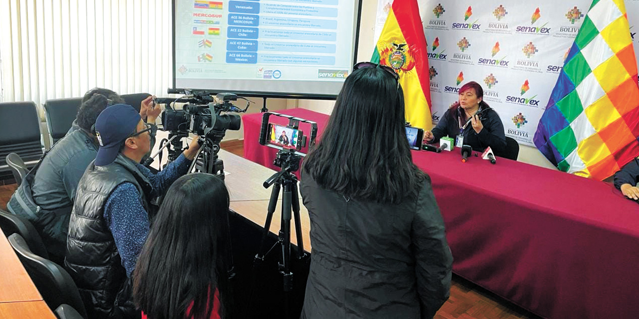 La responsable de Registro y Certificación de Origen, Regional La Paz, Jenny Bravo. Foto: Senavex