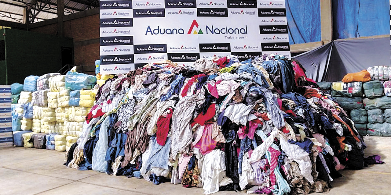 Las prendas usadas están prohibidas en el país.  | Foto: Aduana Nacional 