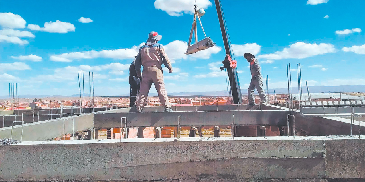 Los trabajadores acceden con mayor facilidad a fuentes de empleo. Foto: Archivo