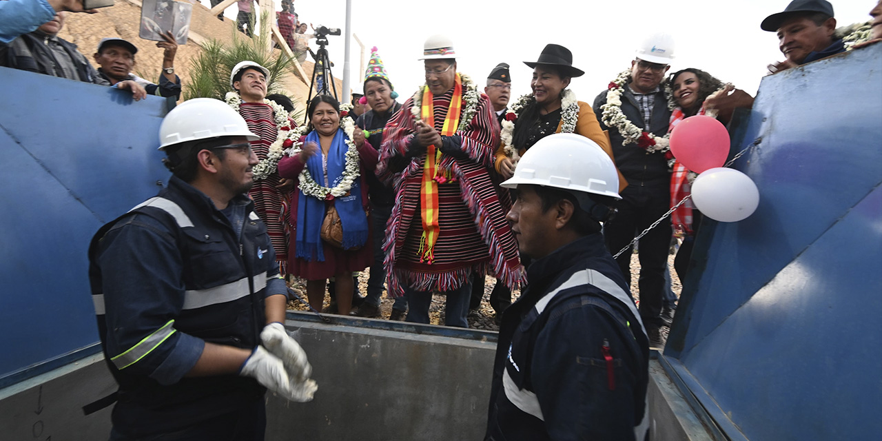 Inauguración del nuevo sistema de agua potable en Sucre.  | Foto: Presidencia